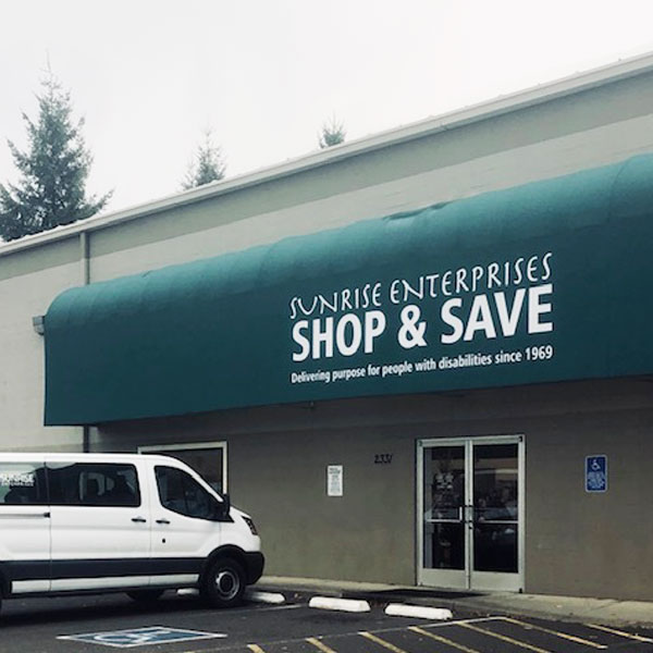 Reedsport Shop & Save